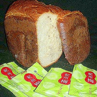 ウメぇ～食パン